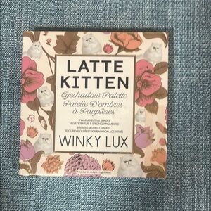 Winky Lux Latte Kitten Eyeshadow Palette